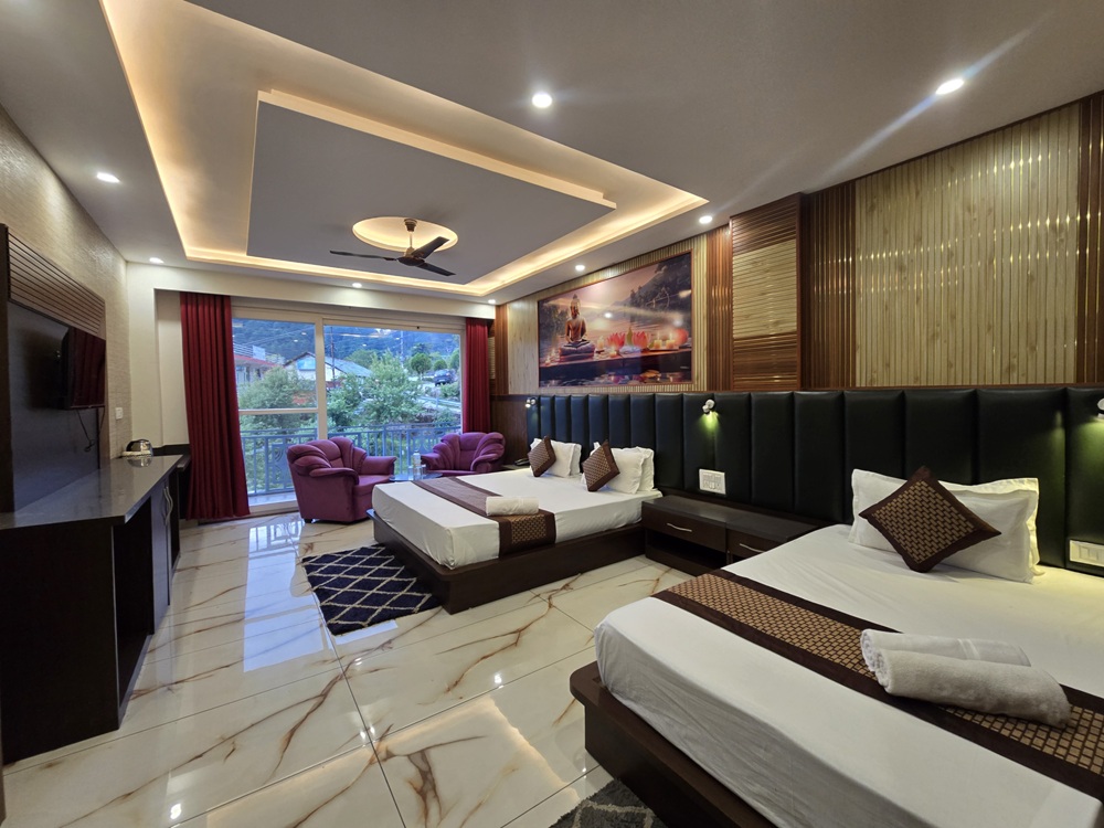 Triple Bed with Balcony